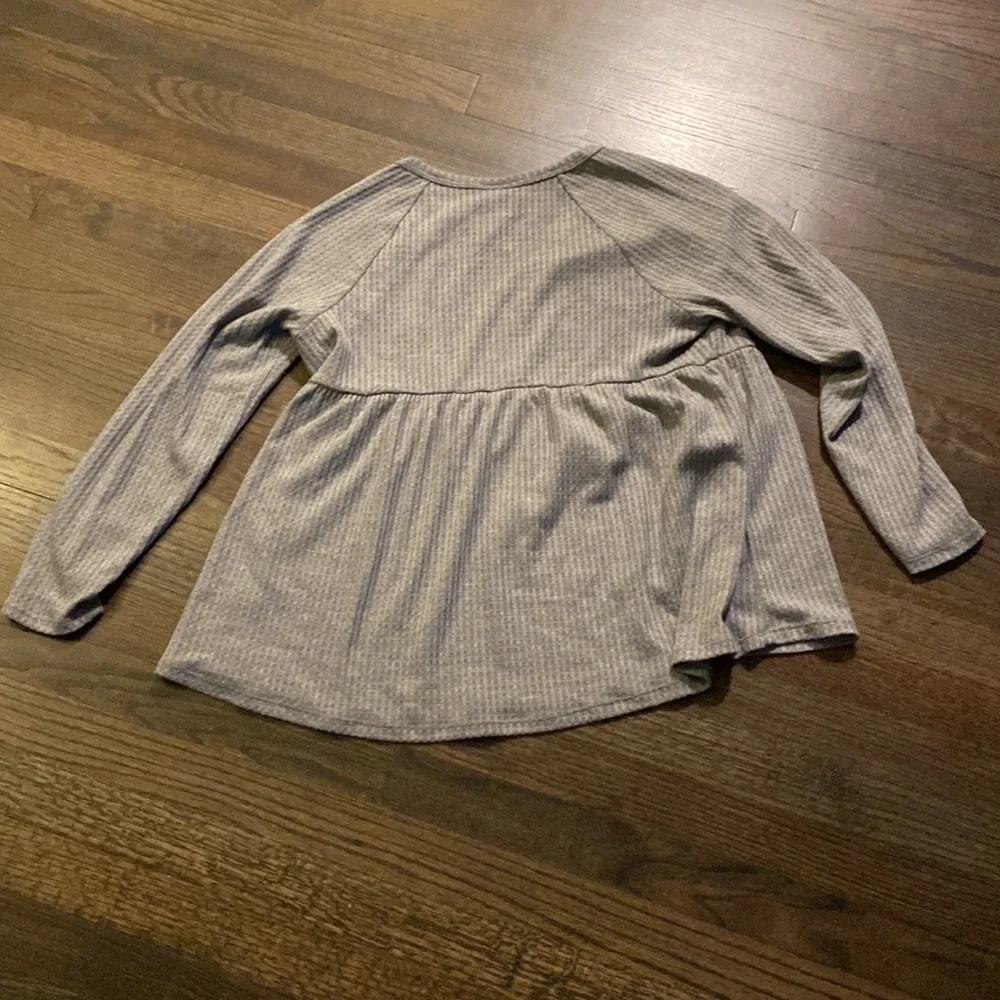 Torrid Waffle Knit Babydoll Long Sleeve T Shirt 00 00X EUC Gray